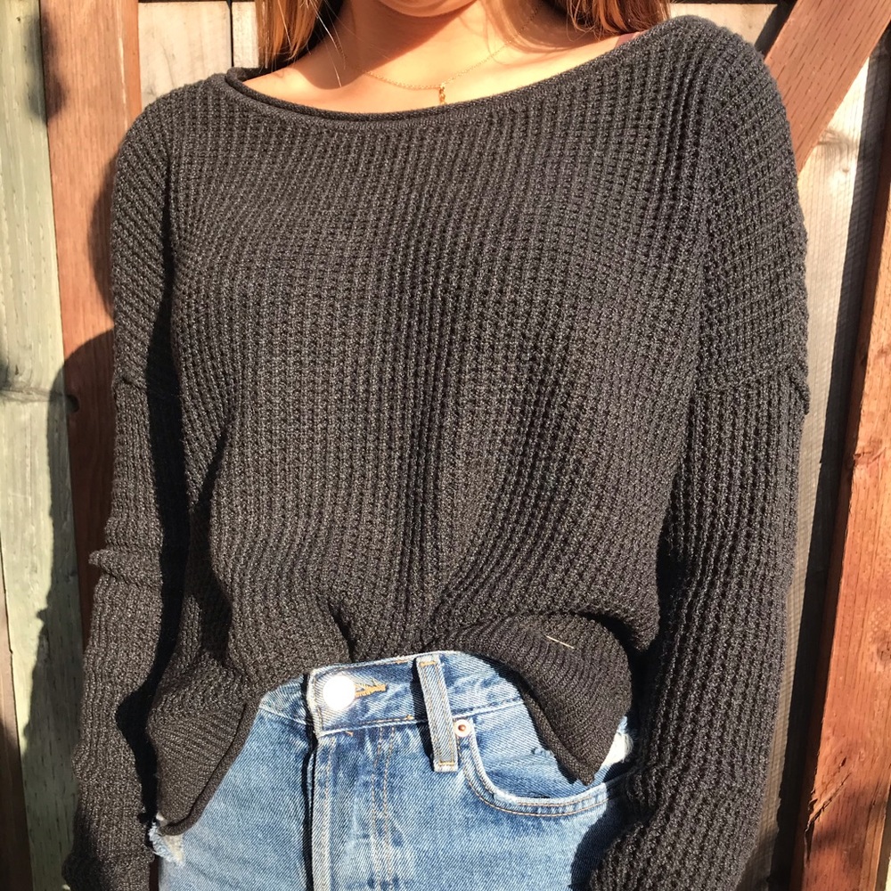 Side-slit charcoal grey Hollister Sweater